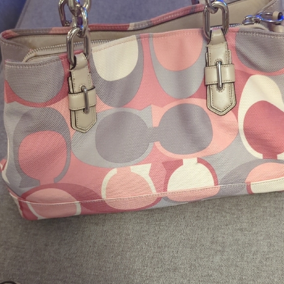Coach Multicolor Signature Shoulder Bag - Picture 4 of 7